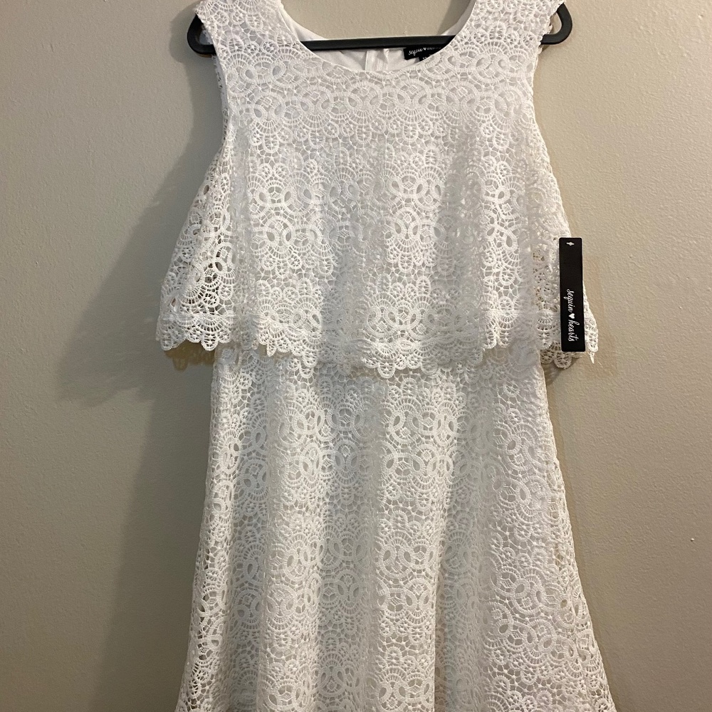 Women’s White Sleeveless Lace Dress Size 13 NEW With Tags